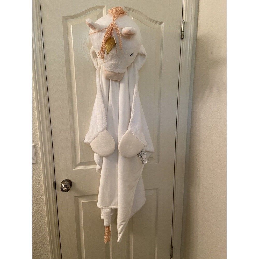 Pillowfort Unicorn Hooded Blanket 40 in x 50 in